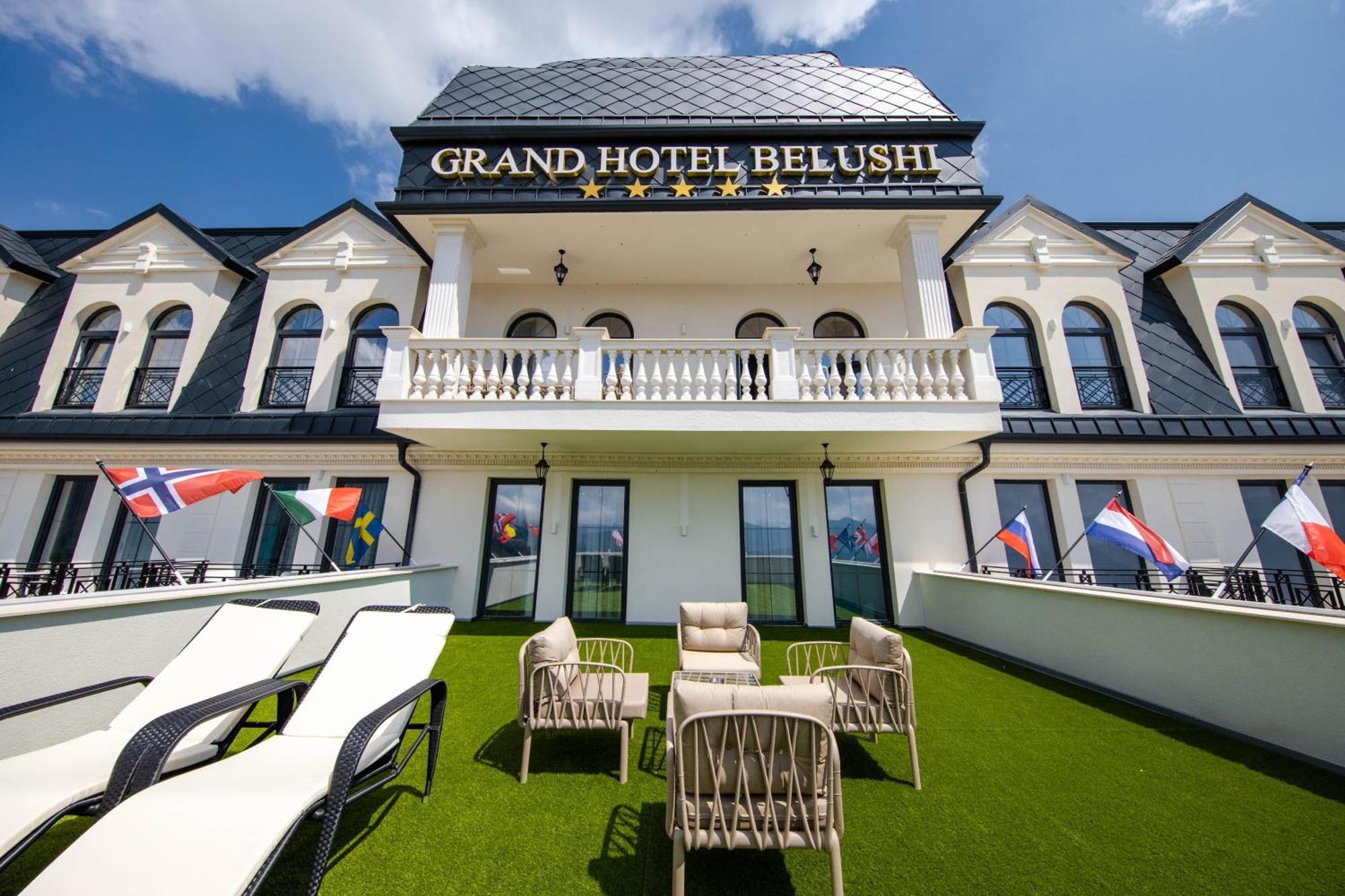 Grand Hotel Belushi Boge Exteriér fotografie