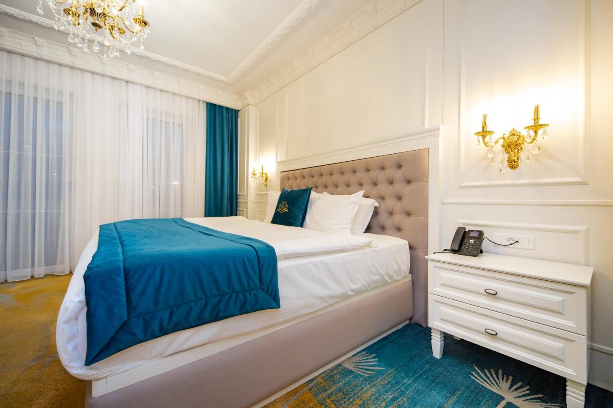 Grand Hotel Belushi Boge Exteriér fotografie