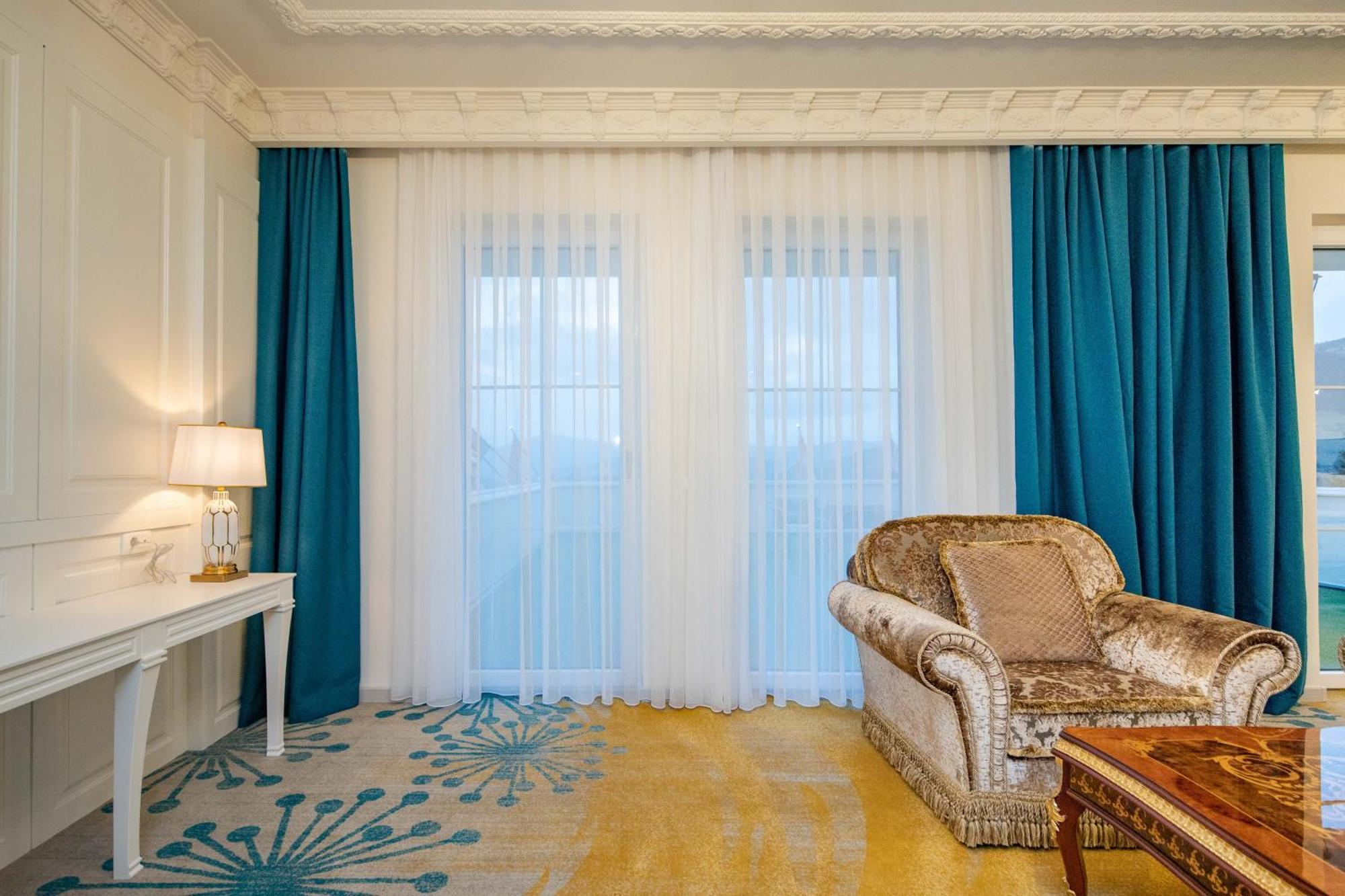 Grand Hotel Belushi Boge Exteriér fotografie