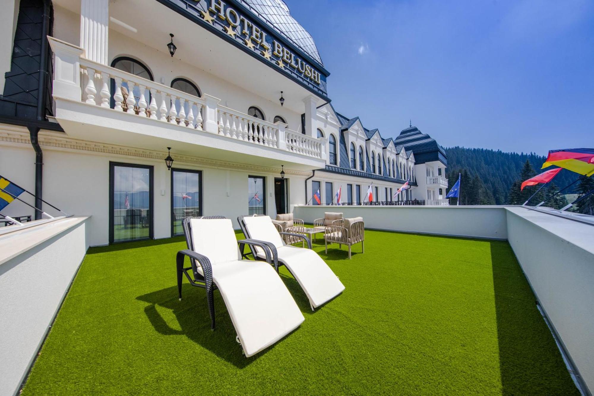Grand Hotel Belushi Boge Exteriér fotografie